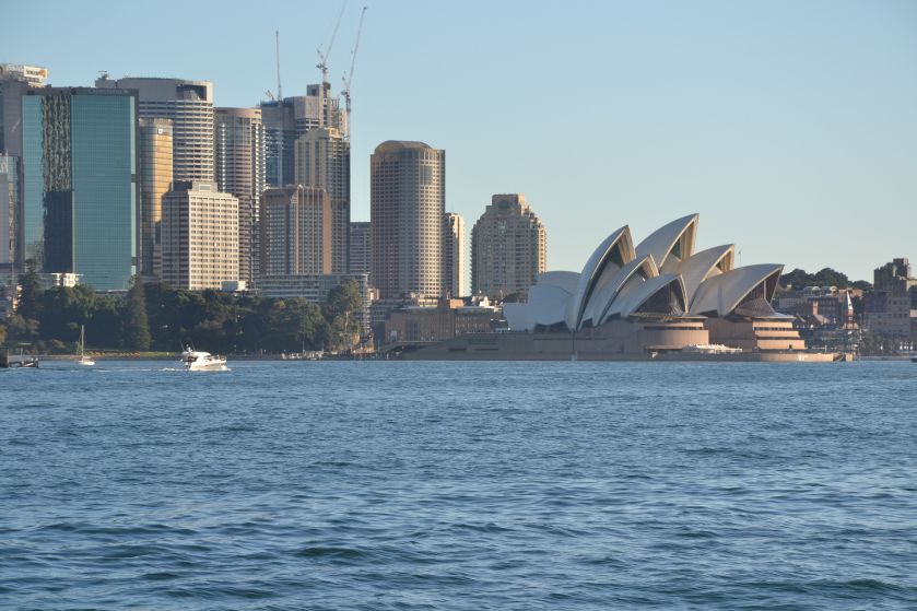 Sydney Opera House dal ferry