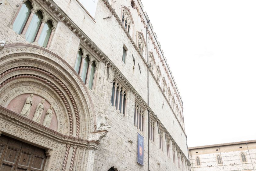 Entrata Palazzo dei Priori in Corso Vannucci