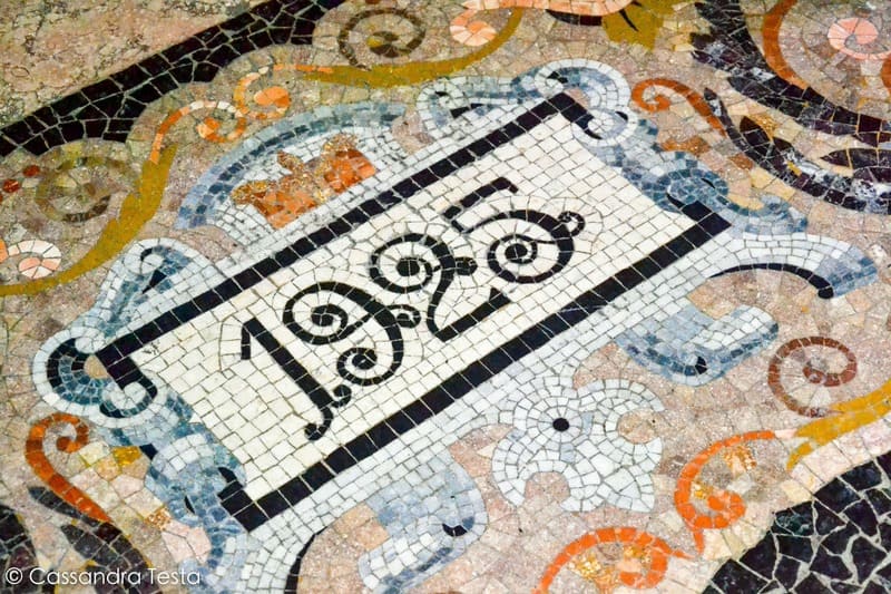 Mosaico sul pavimento dell'Albergo Diurno