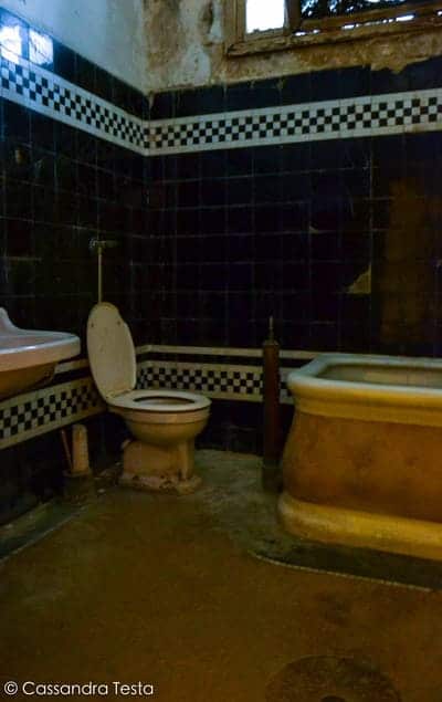 Un bagno dell'Albergo Diurno