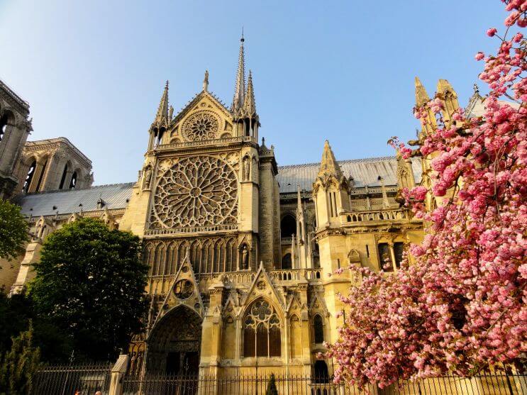 Notre-Dame, Francia