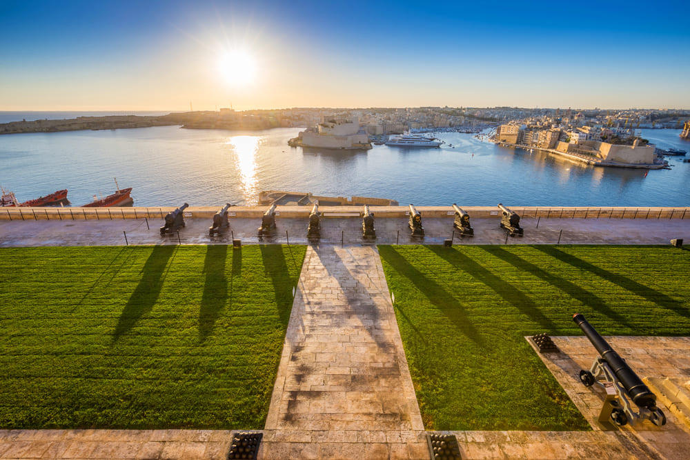 upper-barrakka-gardens-la-valletta