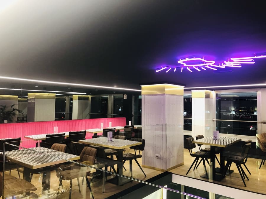 FancyToast Primo Piano