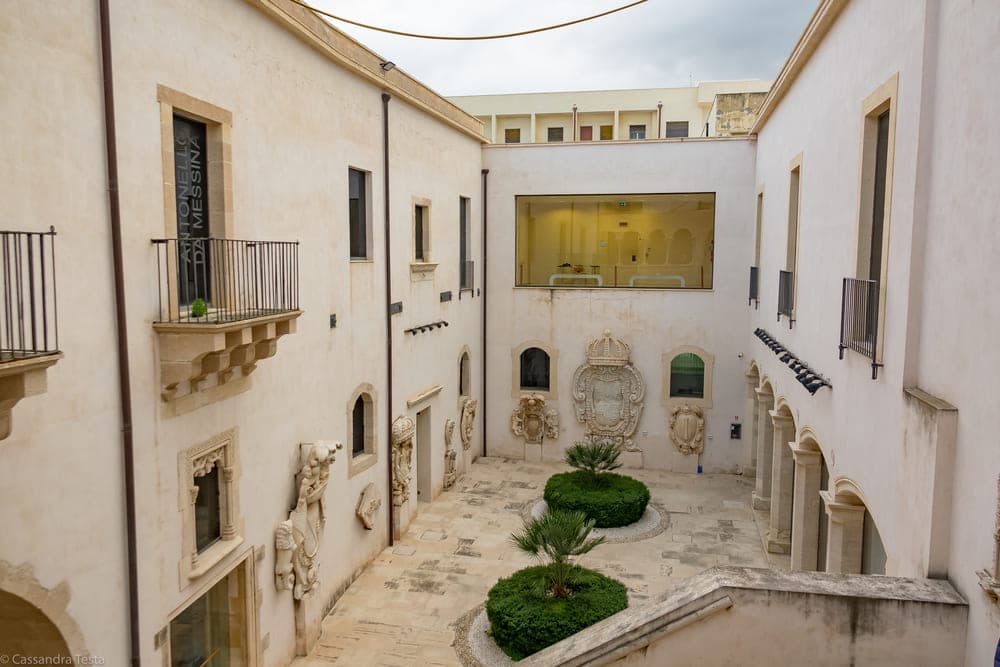 Cortile Palazzo Bellomo