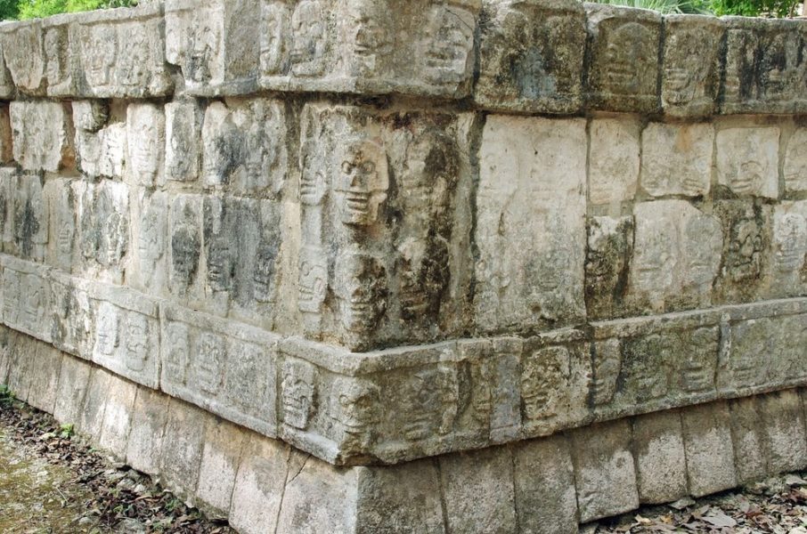 Piattaforma dei Teschi, Chichen Itzà