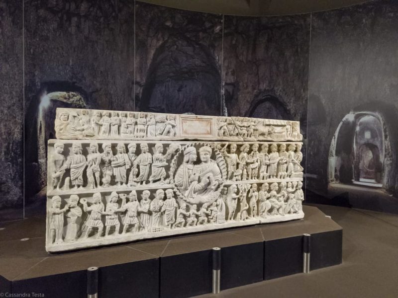 Sarcofago Museo Paolo Orsi
