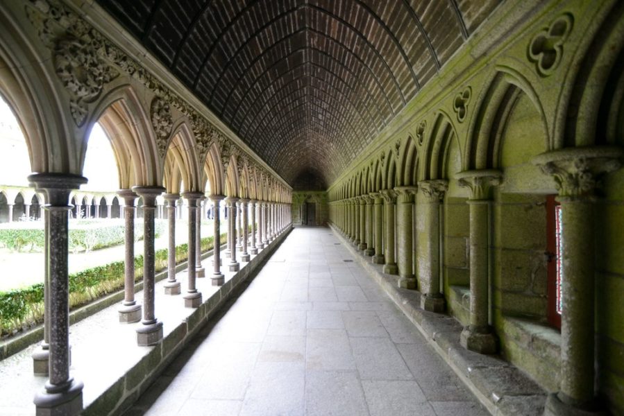 Cortile Abbazia Mont Saint Michel