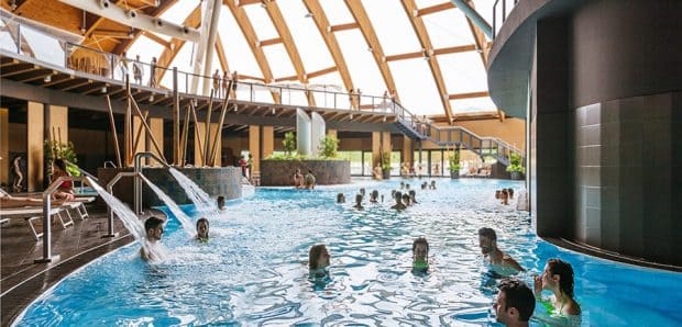 Piscina grande dell'Area SPA di Acquaworld