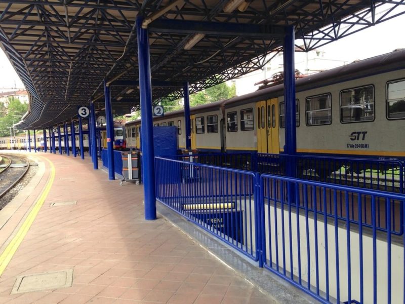 Un binario della Stazione di Torino Dora