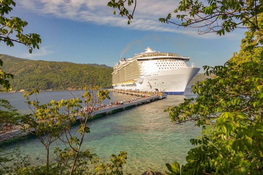 Nave Allure Of The Seas a Labadee
