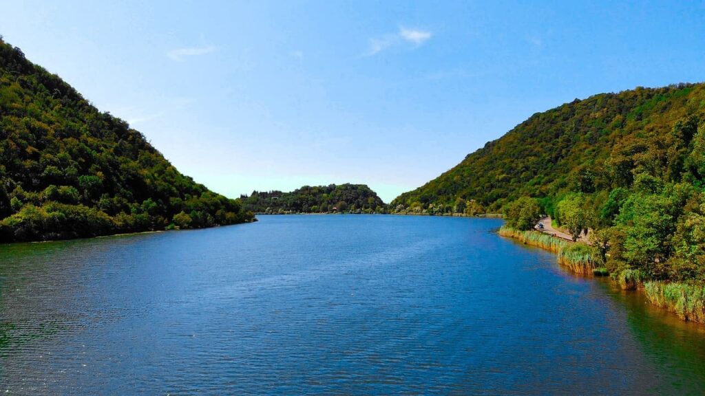 Lago del Segrino