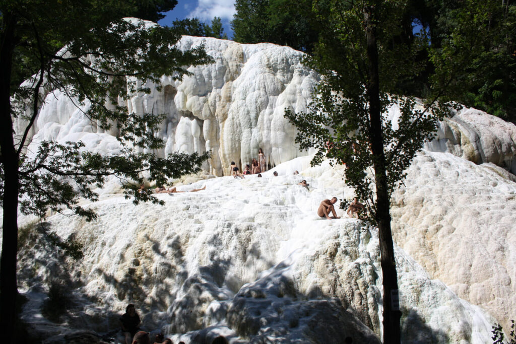 Balena Bianca Bagni San Filippo