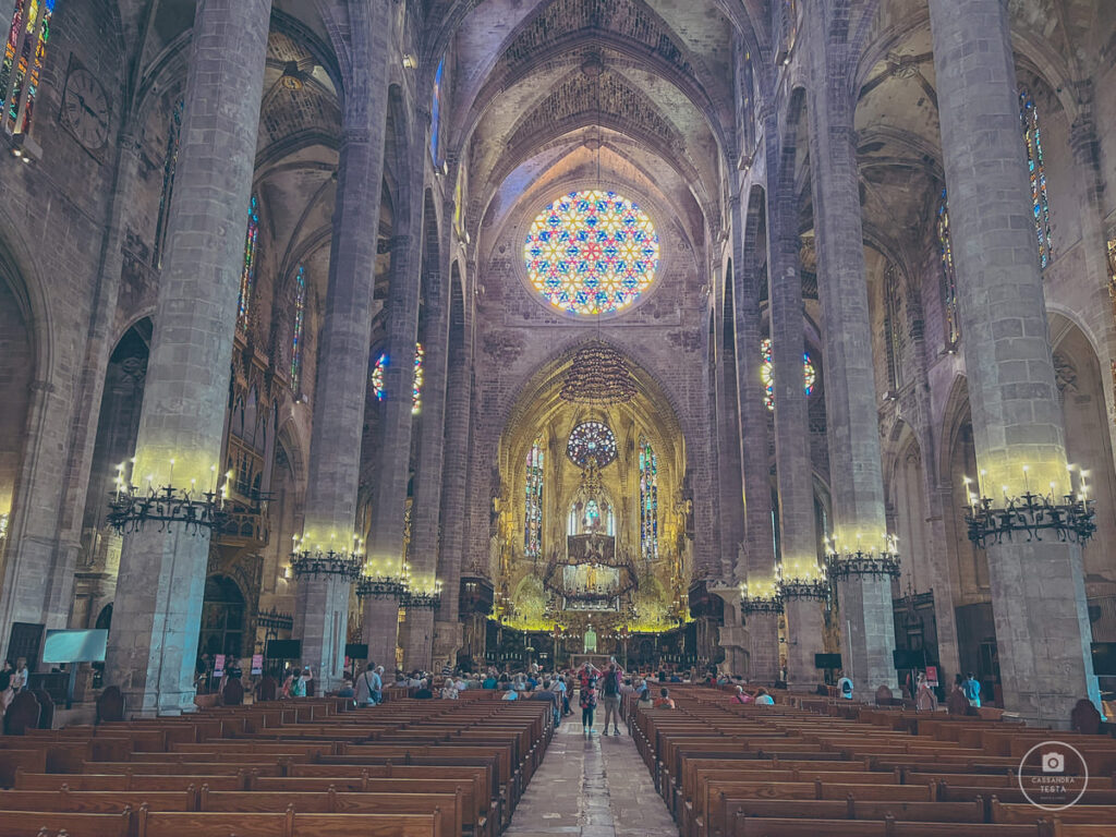 Interno Cattedrale di Santa Maria Palma di Maiorca