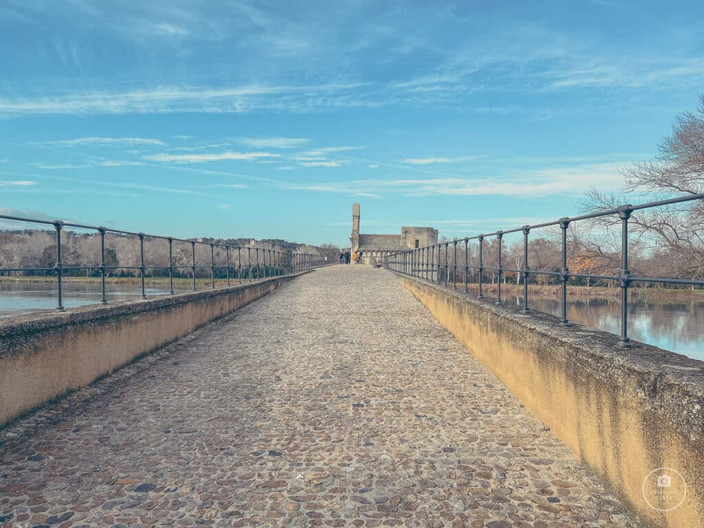 Camminata sul Ponte di Avignone