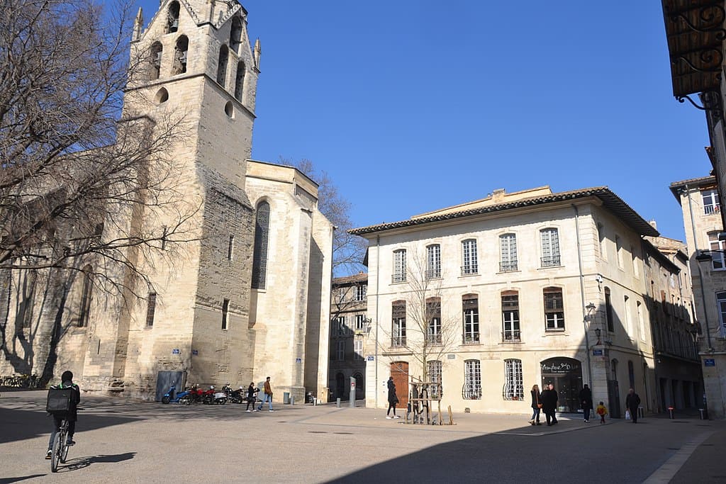 Place Saint Didier, Avignone