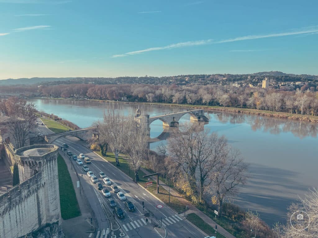 Vista sul Ponte di Avignone dai Giardini Rocher Des Doms