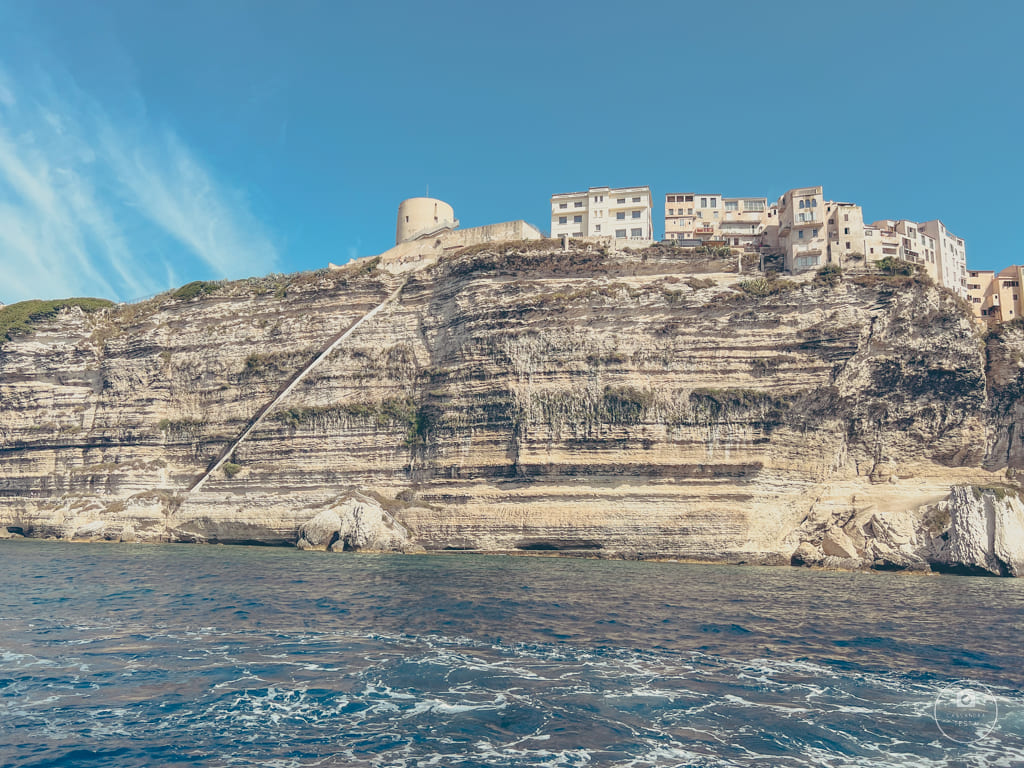 scala-re-aragona-bonifacio