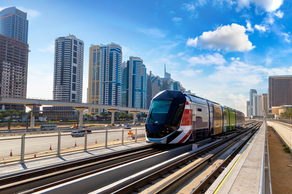 dubai-tram