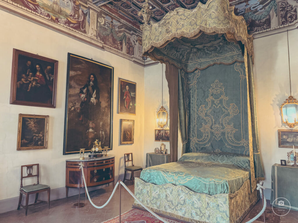 Camera-Letto-Verde-Villa-Della-Porta-Bozzolo